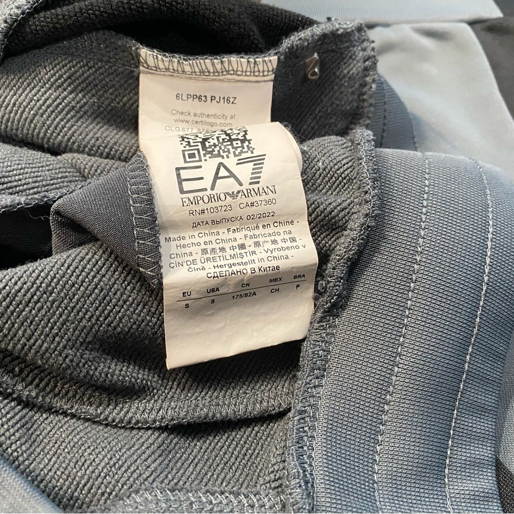 EA7 Emporio Armani Gray Sweatpants Size S - Picture 4 of 11